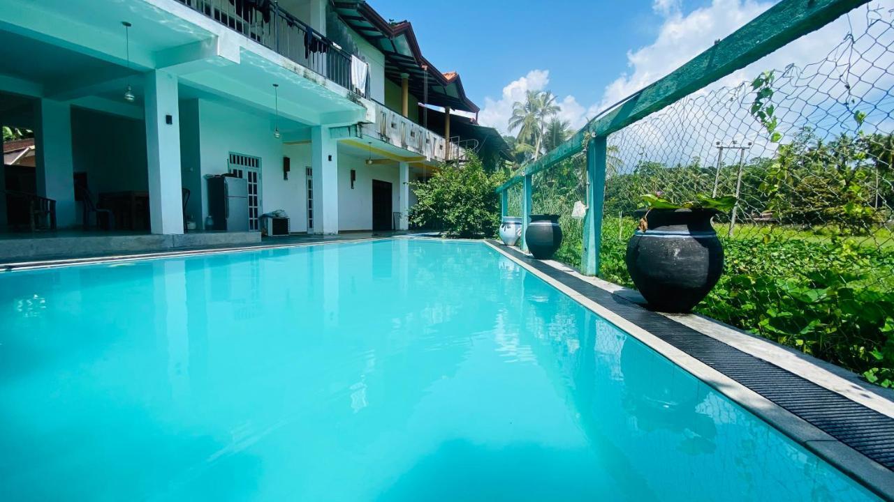 Royal Ace Unawatuna Exterior foto