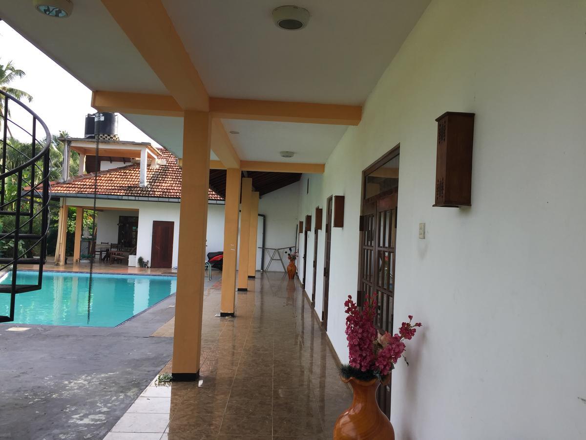 Royal Ace Unawatuna Exterior foto